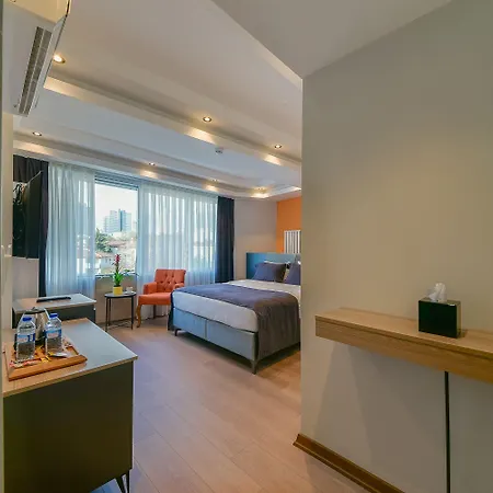 Rise Bed & Breakfast 3*