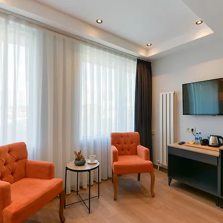 Rise Alojamento de Acomodação e Pequeno-almoço 3*